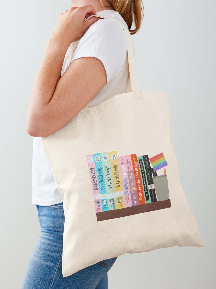 A Very Gay Bookshelf Tote Bag  - Women'S Bags Very recension och pris