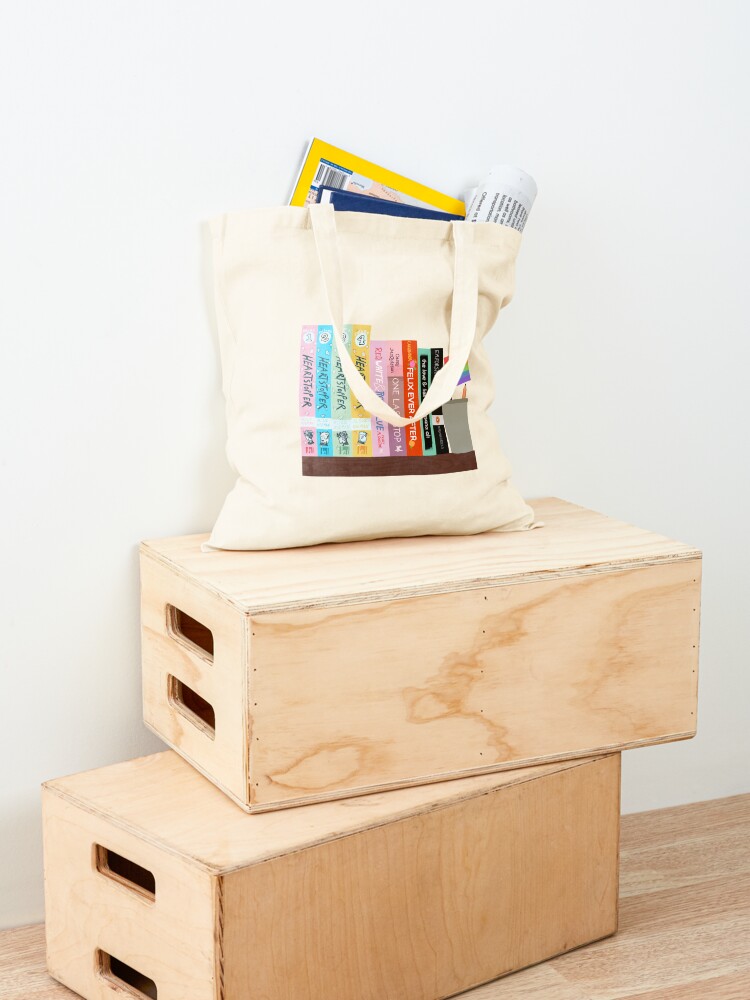 A Very Gay Bookshelf Tote Bag  - Women'S Bags Very recension och pris
